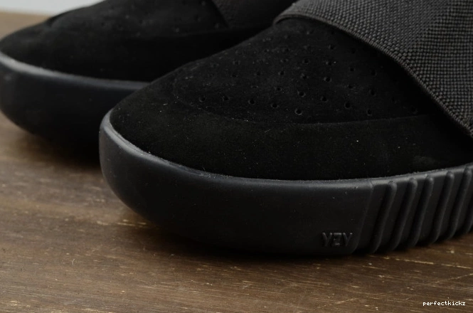 Cblack Black 750 Yeezy Triple Boost Adidas BB1839 0808